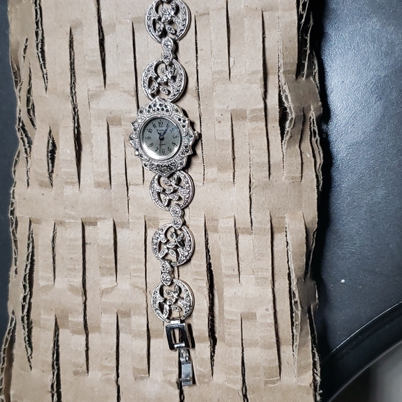 Vintage Watch - Picture 2 of 5